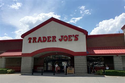 Trader joe's nashville tn - Trader Joe's. starstarstarstarstar. 4.9 - 951 reviews. Rate your experience! Grocery Stores. Hours: 8AM - 9PM. 3909 Hillsboro Pike, Nashville TN 37215. (615) 297-6560 Directions …